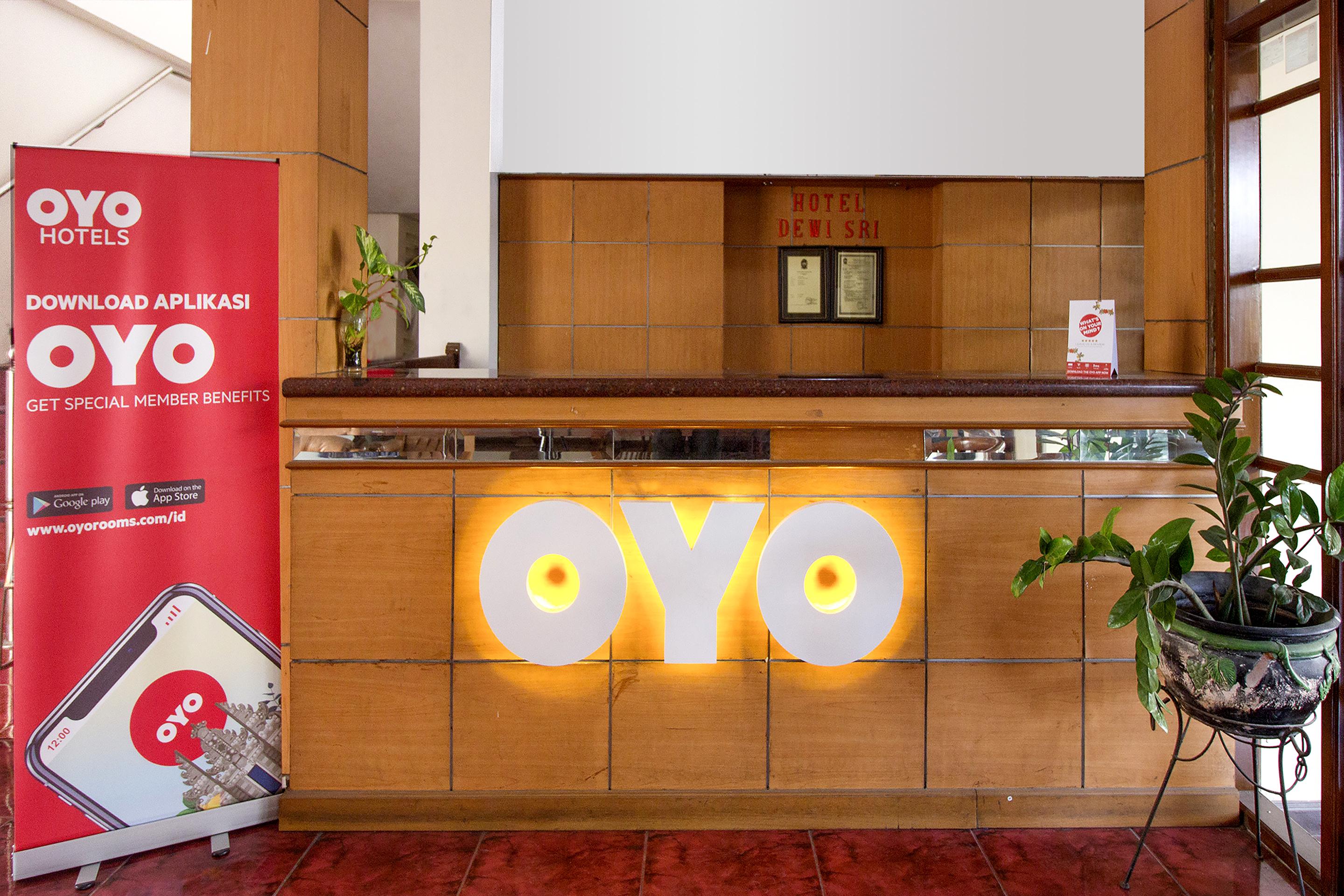 Hotel Dewi Sri Redpartner Yogyakarta Extérieur photo